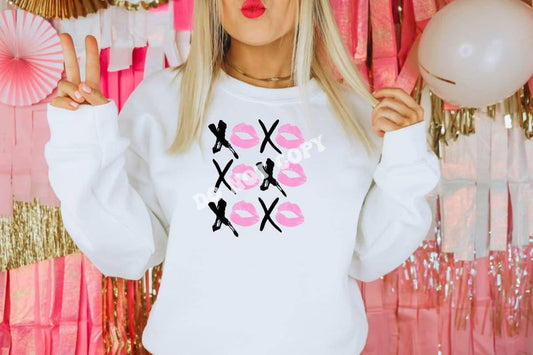 XOXO Kisses (Youth)