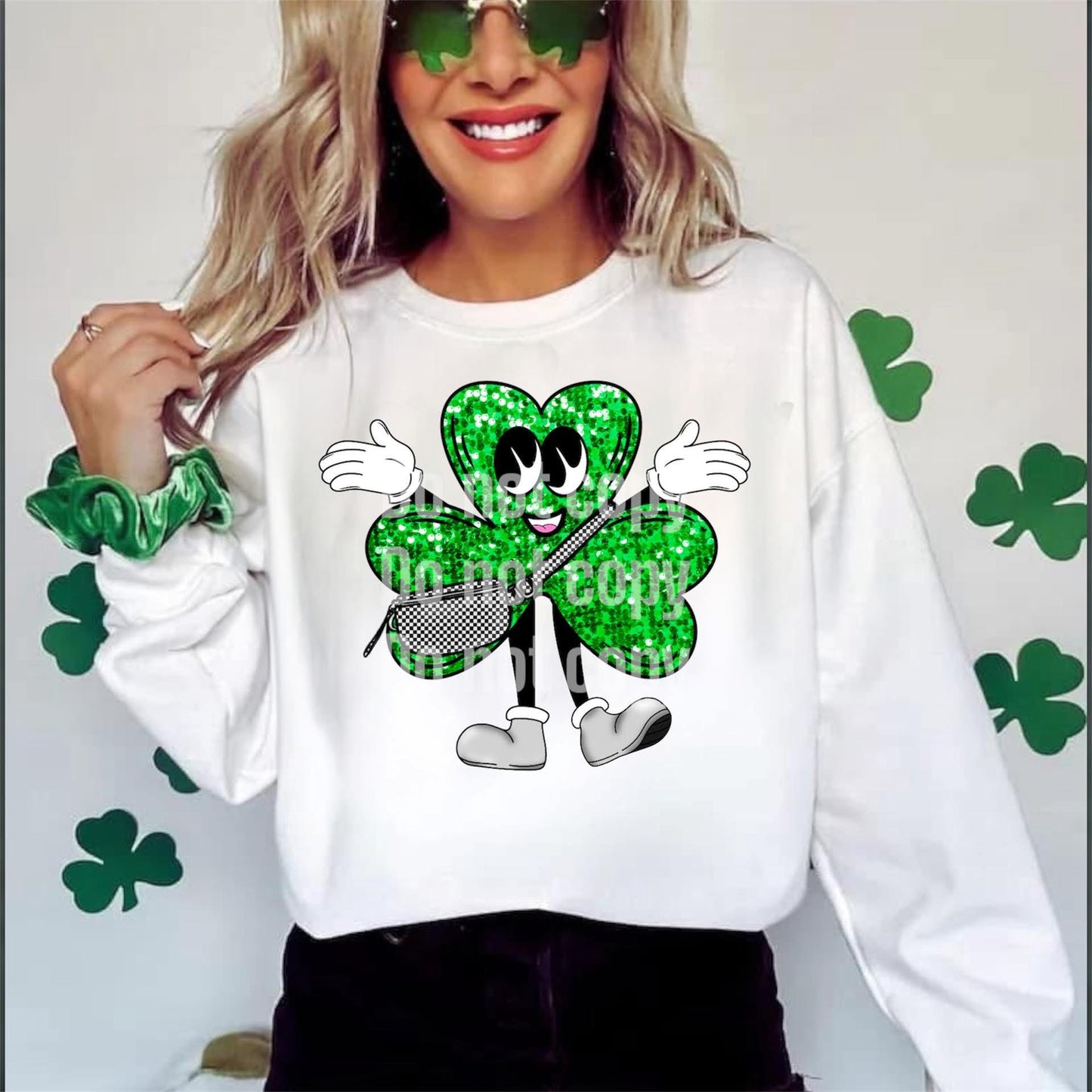 Clover W/ Bag (Adult)